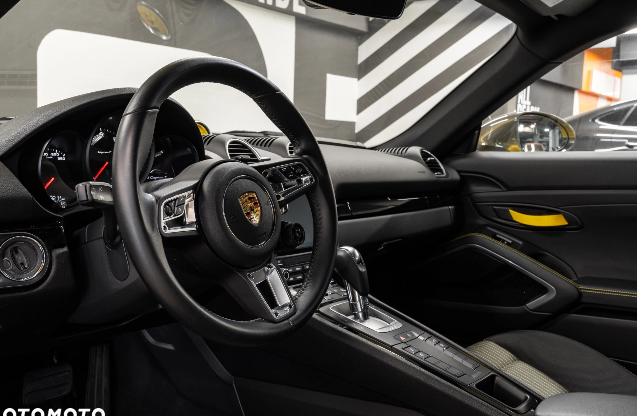 Porsche 718 Cayman cena 429900 przebieg: 13550, rok produkcji 2023 z Kraków małe 742